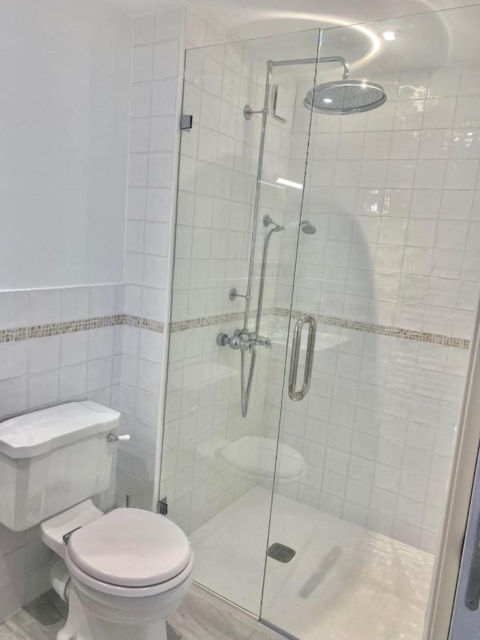 Noubar Bed and Breakfast Cenevieres Εξωτερικό φωτογραφία